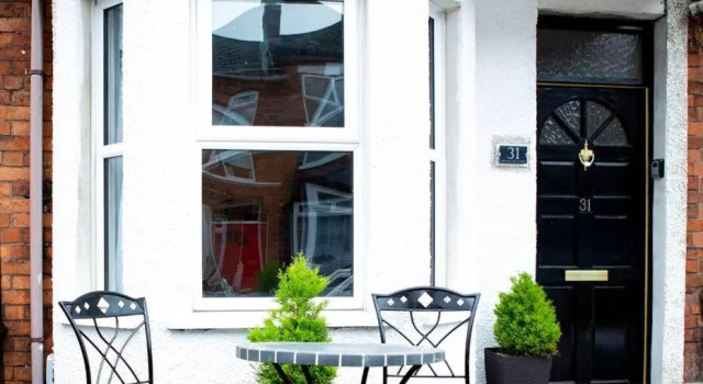Cheerful 2 Bedroom House in the Heart of Belfast