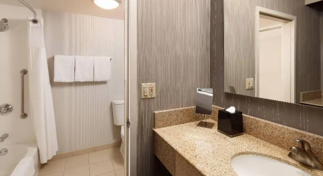 Номер Deluxe Sonesta Select Laguna Hills Irvine Spectrum
