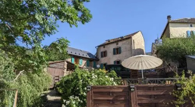 Le Cottage des Pléiades, Забронировать Дом для отпуска Лез Англе Pyrénées-Orientales