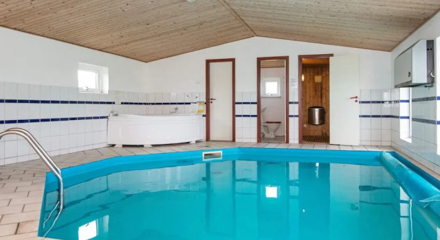 Коттедж Lovely Holiday Home in Jutland with Hot Tub