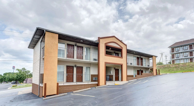 Quality Inn West-Branson Theatre District, Забронировать Отель СПА-отели Table Rock Lake, SPA-услуги