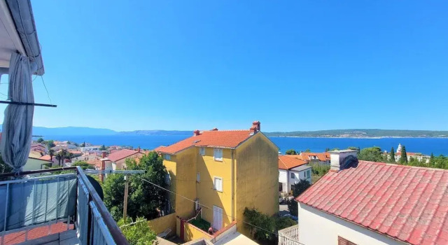 Апартаменты Sea View Crikvenica Apartment With Balcony and Free Wifi