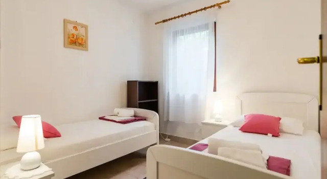 Apartments Villa Pelegrin, Prenota Appartamento Zavala 