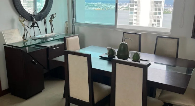 Апартаменты с 3 комнатами Luxurious 3-Bedroom Penthouse with Ocean Views in Cartagena