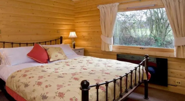 Апартаменты с 3 комнатами Cherbridge Lodges - Riverside lodges, short lets