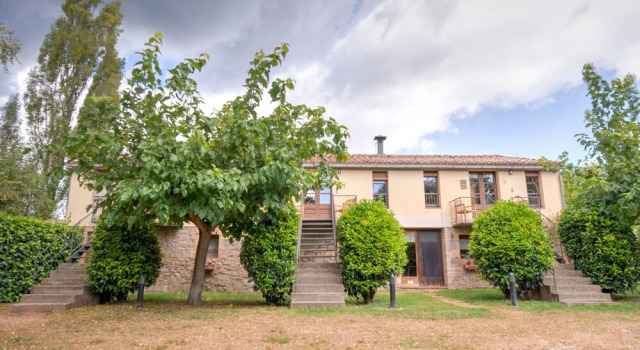 Modern Apartment in Lladurs with Swimming Pool, Prenota Appartamento Lladurs Lleida