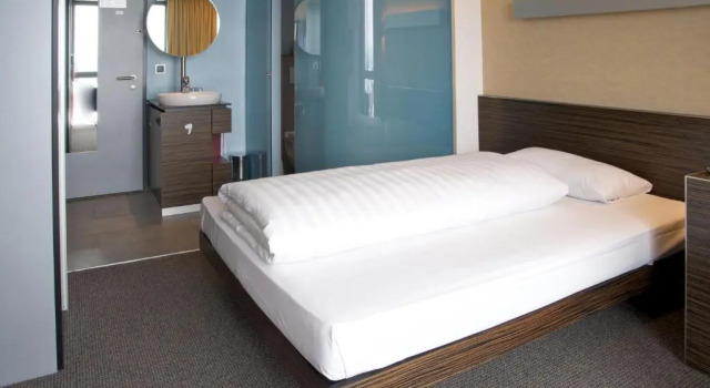 Одноместный номер Standard Hotel Ambassador
