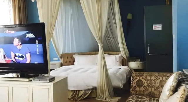 Royal Hotel, Rezervasyon Otel Liuzhou havuzlu oteller, Yüzme Havuzu