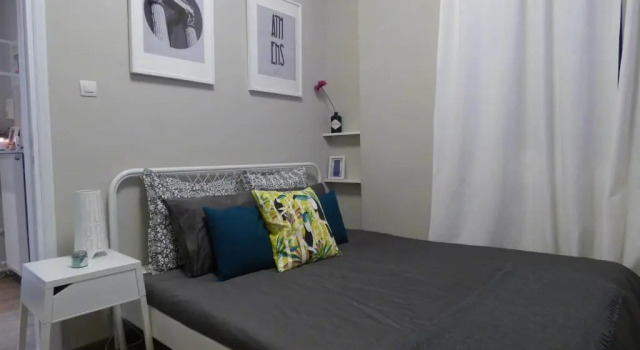 Апартаменты Sunny apartment next to the Acropolis