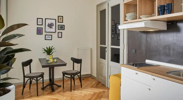 Апартаменты Deluxe Zest and Nest Apartments in the center