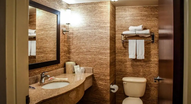Номер Standard Holiday Inn Express Hotel & Suites - Concord by IHG
