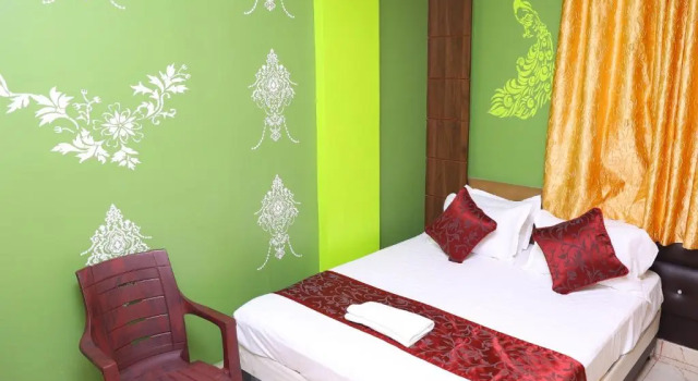 Hotel O by OYO SAS ROYAL GALAXY, Rezervovat Hotel Yelahanka 