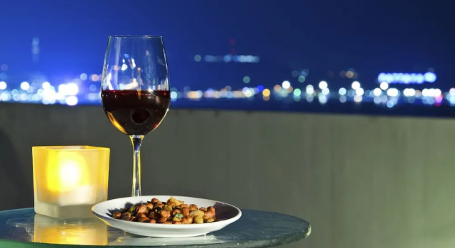Апартаменты Premium c 1 комнатой с балконом The Sea Apartments Tel Aviv by different locations