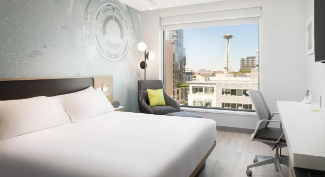 Двухместный номер Standard Astra Hotel, Seattle, a Tribute Portfolio Hotel by Marriott