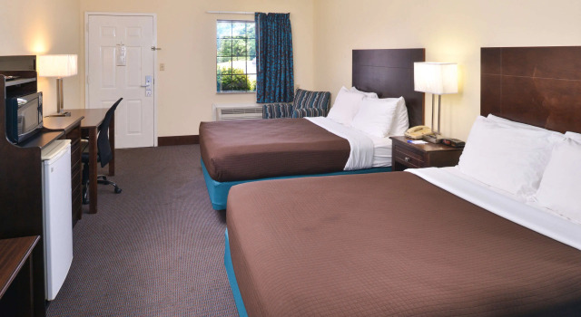 Четырёхместный номер Standard Americas Best Value Inn - Batesville
