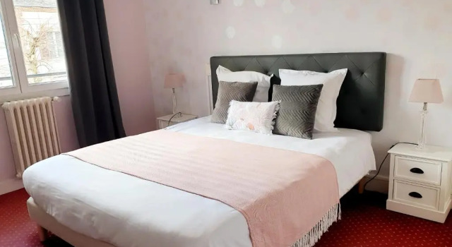 Hôtel Saint Cyr, Boek Hotel  