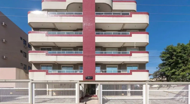 Rent Apartment 3 bedrooms w/ 1 suite - 680