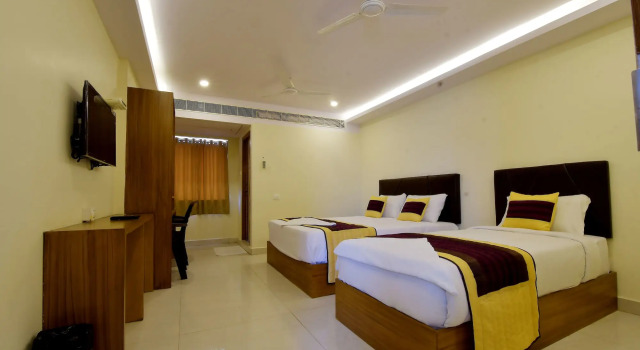 sri maharaja inn