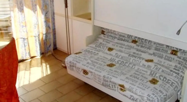 Apartment With one Bedroom in Antibes, With Wonderful sea View, Pool A, Забронировать Апартаменты/квартира Отели Антиб с парковкой, рядом с Пляж Фор-Кар, Парковка