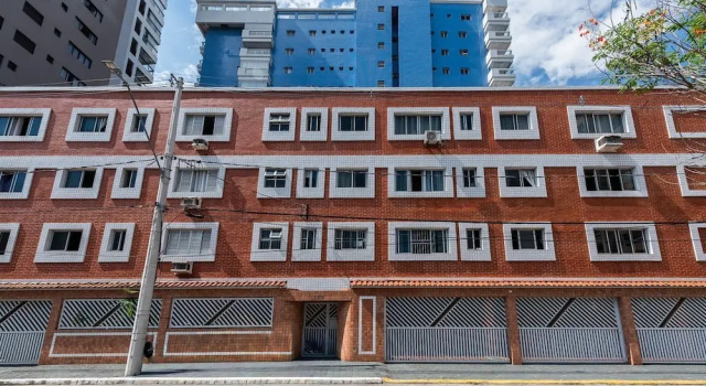 Apartamento a 550 m da Praia com Wi-fi e Garagem