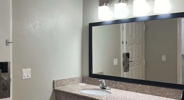 Номер Deluxe Motel 6 Tucson, AZ Airport Kino Sports Complex