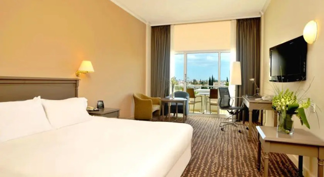 Hilton Park Nicosia, Забронировать Отель Отели Никосии 4 звезды, рядом с Center of Visual Art and Research, 4*