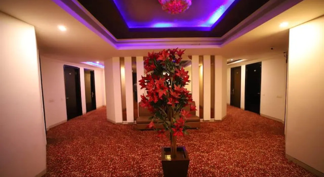 Hotel Abha Regency, Забронировать Отель Отели Алигарха с завтраком, Завтраки