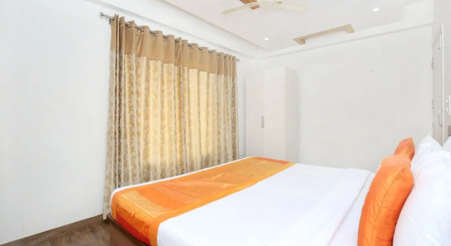 OYO 12185 Home Wayside Villa 3BHK Apartment Kasauli