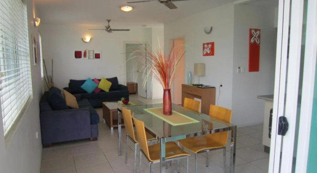 Waterview Airlie Beach, Забронировать Отель Отели Эрли-Бич с парковкой, рядом с Рынок пляжа Эйрли, Парковка