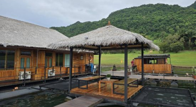 The Floating Lake House