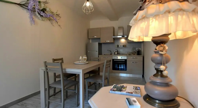 Pleasant Farmhouse in Asti Italy With Private Pool, Book Hotel Hoteller i Asti med pool, Swimmingpool