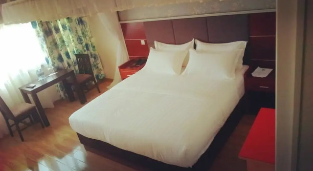 Номер Standard Courtyard International Hotel