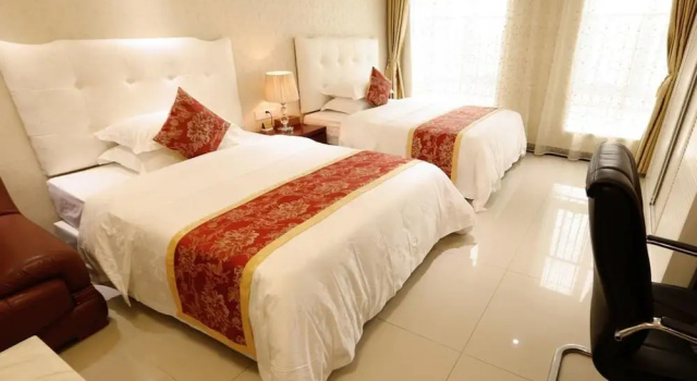 Апартаменты Superior с 3 комнатами Guangzhou Pengman Apartment Huanshidong