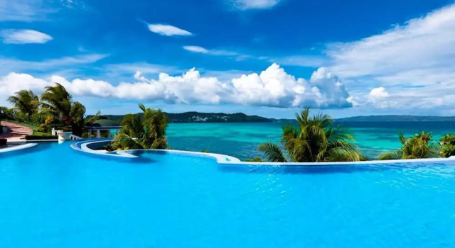 Suite z widokiem na ocean Monaco Suites de Boracay