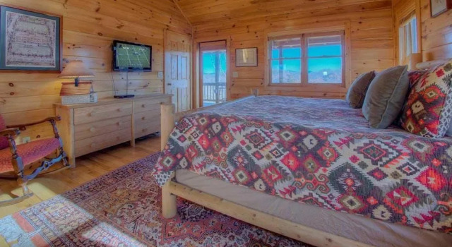 Blackberry Lodge by Escape to Blue Ridge, Забронировать Отель Блу-Ридж Джорджия, рядом с Железная дорога Блу-Ридж