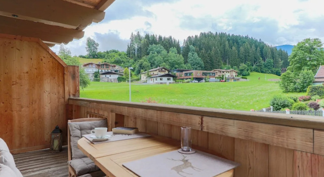 Апартаменты Stylish Apartment in Ellmau With Mountain View