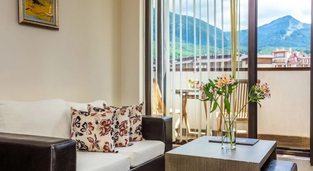 Полулюкс Hotel Perun Lodge