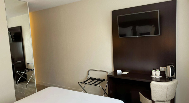 Двухместный номер Classic Best Western Terre de Provence