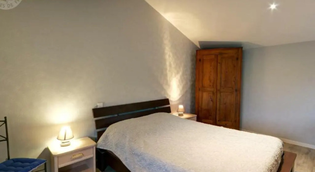 House Gite 2 Personnes Le P'Tit Parigny..., Reservar Hotel Parigny Paris