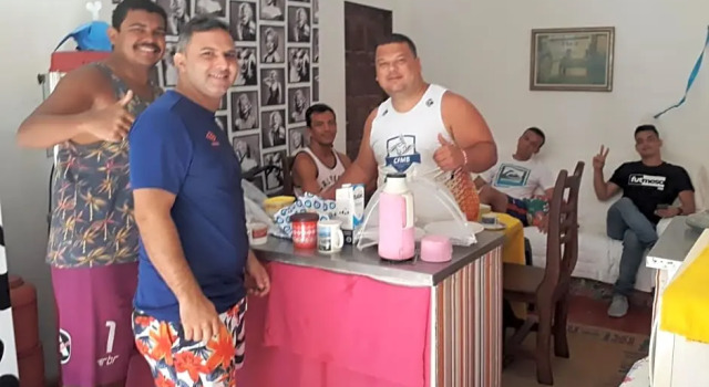 Perto Do Aeroporto De Salvador - Dona Pitanga Hostel, Varaa Hostelli Hostellit kohteessa Bahia, Hostelli