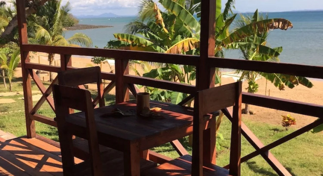 Бунгало Classic Amako Beach House
