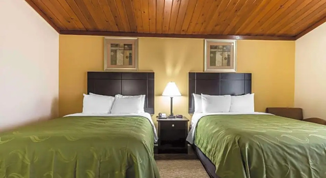 Люкс Quality Inn Tullahoma