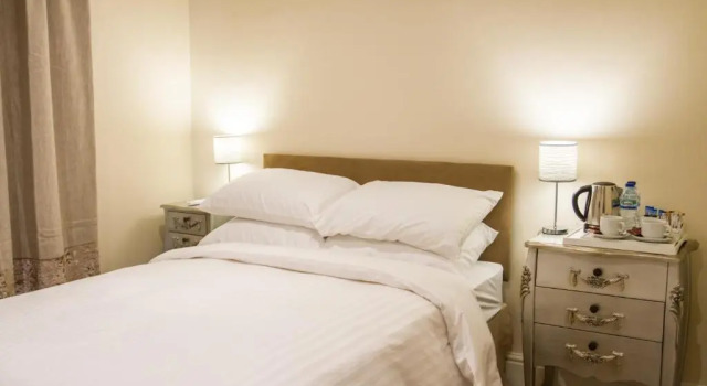 Fair Oak House Exeter Airport, Rezervasyon Misafirhane Exeter misafirhaneler, Misafirhane