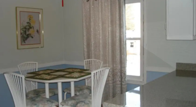 Ithaca Vacation Houses - Hickory Place, Buchen Sie Ferienwohnung Ithaka Cayuga Lake Wine Trail