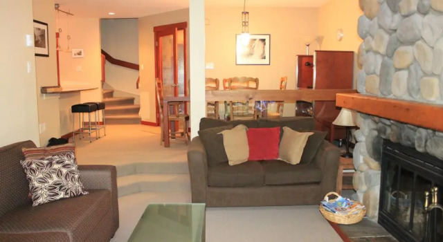 Mountain Base Retreat @ The Gables
