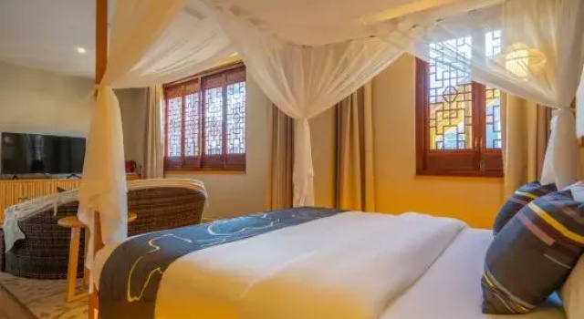 Люкс Superior Jinbo Hotel (Chama Ancient City)