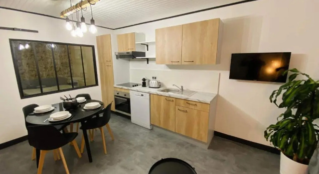Апартаменты Appartement chic et cosy au pied du village