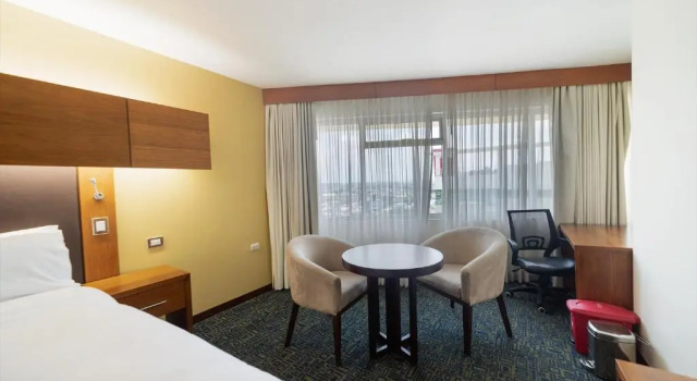 Номер Standard TRYP by Wyndham Guayaquil Airport
