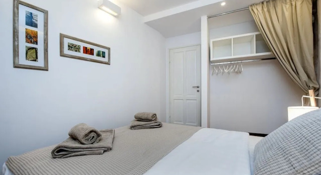 Luna Rooms and Studios