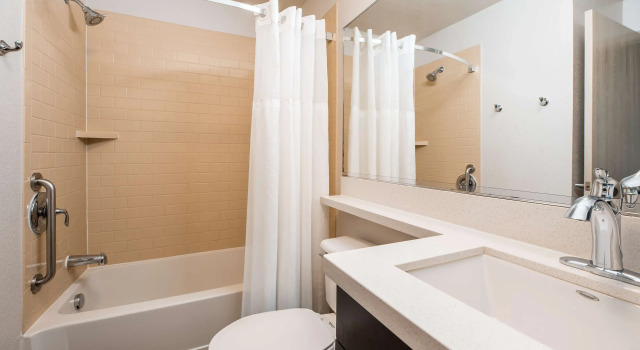 Двухместный люкс c 1 комнатой Sonesta Simply Suites Fort Worth